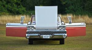 Bild 33/50 von Ford Fairlane 500 Skyliner (1959)