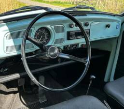 Image 4/5 of Volkswagen Escarabajo 1200 (1974)