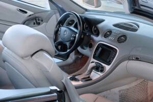 Bild 23/38 von Mercedes-Benz SL 55 AMG (2002)