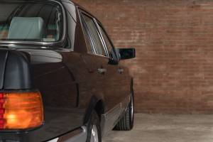 Image 16/50 of Mercedes-Benz 500 SEL (1988)