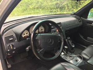 Image 4/5 of Mercedes-Benz C 43 AMG (1998)