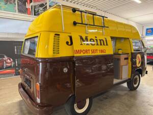 Image 13/19 of Volkswagen T2 Brasil Camper (1978)