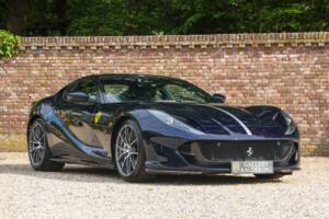 Image 26/50 of Ferrari 812 Superfast (2020)