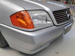 Bild 28/30 von Mercedes-Benz SL 280 (1993)
