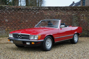 Image 24/50 de Mercedes-Benz 280 SL (1982)