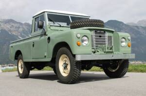 Image 1/12 de Land Rover 109 (1979)