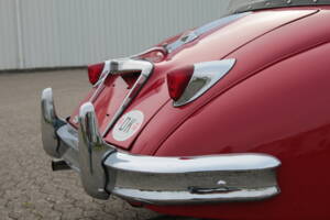 Image 35/84 of Jaguar XK 150 SE DHC (1958)