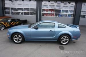 Image 4/63 of Ford Mustang GT (2005)