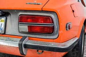 Image 32/50 of Datsun 240 Z (1971)