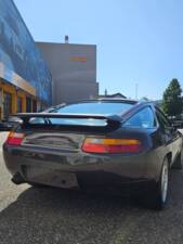 Image 7/28 of Porsche 928 S4 (1987)