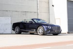 Imagen 4/22 de Bentley Continental GTC V8 (2020)