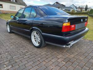 Image 4/18 of BMW M5 (1994)