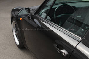 Image 28/29 of Porsche 911 Carrera 4 (1996)