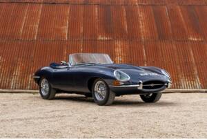 Image 1/27 de Jaguar Type E 4.2 (1965)