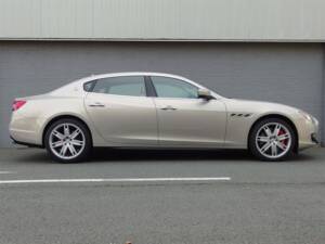 Image 5/98 of Maserati Quattroporte GTS (2015)