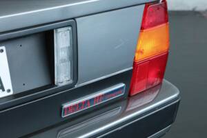 Image 19/50 of Lancia Delta HF Integrale (1988)