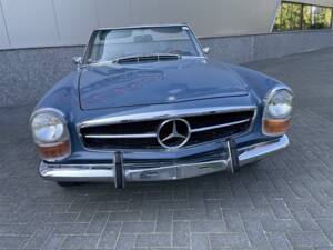 Image 3/36 de Mercedes-Benz 280 SL (1971)