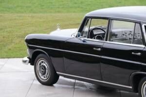 Afbeelding 36/50 van Mercedes-Benz 230 S (1967)