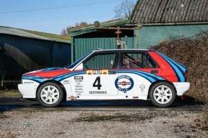 Afbeelding 4/50 van Lancia Delta HF Integrale Evoluzione I "Martini 5" (1989)