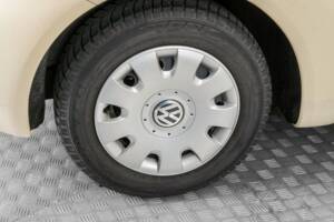 Bild 29/50 von Volkswagen New Beetle 1.6 (2003)