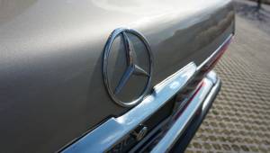 Imagen 27/37 de Mercedes-Benz 560 SL (1987)