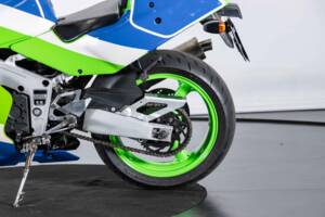 Image 21/40 of Kawasaki ZX-R 400 (1991)