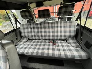 Image 26/33 of Mercedes-Benz 200 GE (SWB) (1987)