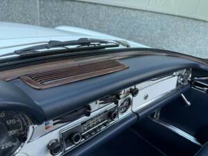 Bild 27/50 von Mercedes-Benz 280 SL (1969)