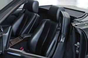 Image 23/50 of Mercedes-Benz 600 SL (1993)