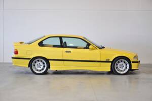 Image 30/31 of BMW M3 (1994)