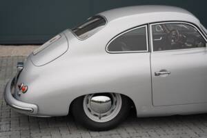 Bild 43/50 von Porsche 356 1500 Super (1953)