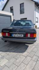 Image 6/29 of Mercedes-Benz 500 SEL (1990)