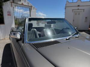 Imagen 8/12 de Mercedes-Benz 560 SL (1988)
