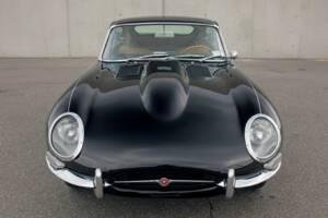 Image 2/17 de Jaguar Type E 3.8 (1962)