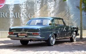 Image 8/17 of Mercedes-Benz 220 SE b (1964)