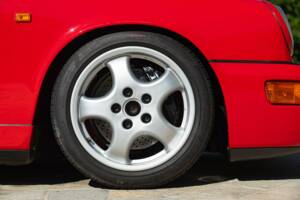 Image 21/50 de Porsche 911 Carrera RS (1991)