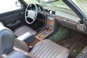 Image 28/47 de Mercedes-Benz 560 SL (1986)