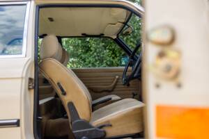 Image 38/48 of BMW 320/6 (1980)