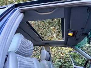 Bild 8/22 von Mercedes-Benz 500 E (1993)
