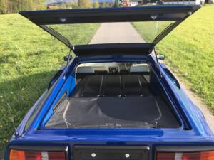 Image 22/46 of Lotus Esprit (1985)