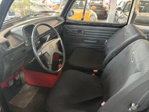Image 10/24 de Volkswagen Coccinelle 1303 (1974)
