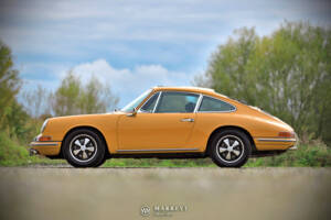 Image 2/46 of Porsche 911 2.0 (1968)