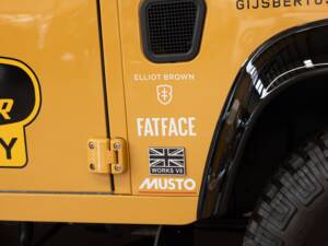 Image 34/47 of Land Rover Defender 90 Works V8 (2013)