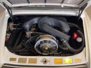 Image 17/18 of Porsche 911 2.0 T (1968)