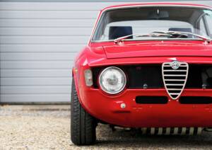 Immagine 16/48 di Alfa Romeo Giulia 1750 GT Am (1970)