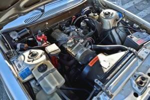 Image 32/38 de Volvo 244 DLS (1977)