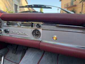 Bild 93/97 von Mercedes-Benz 280 SL (1969)