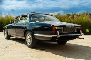 Bild 31/50 von Jaguar XJ 4.2 (1978)