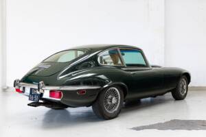 Image 6/26 de Jaguar Type E V12 (2+2) (1971)