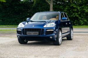 Image 8/25 of Porsche Cayenne Turbo (2008)